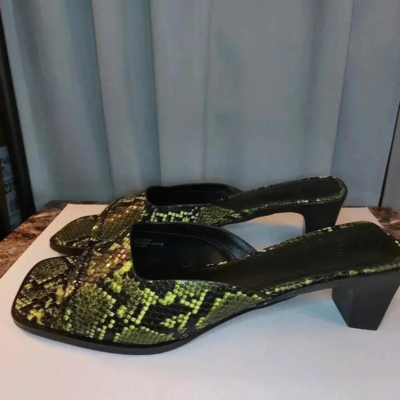 Urban Outfitter | Snake Square Toe Open Mules - Picture 3 of 14
